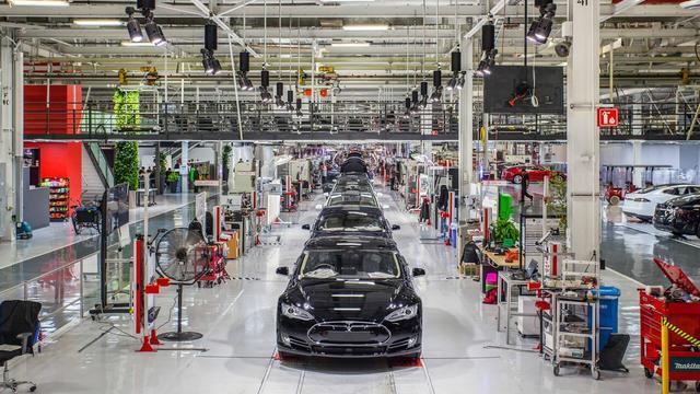 Tesla купила железную дорогу в Германии