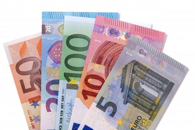 Експерти прогнозують зростання євро